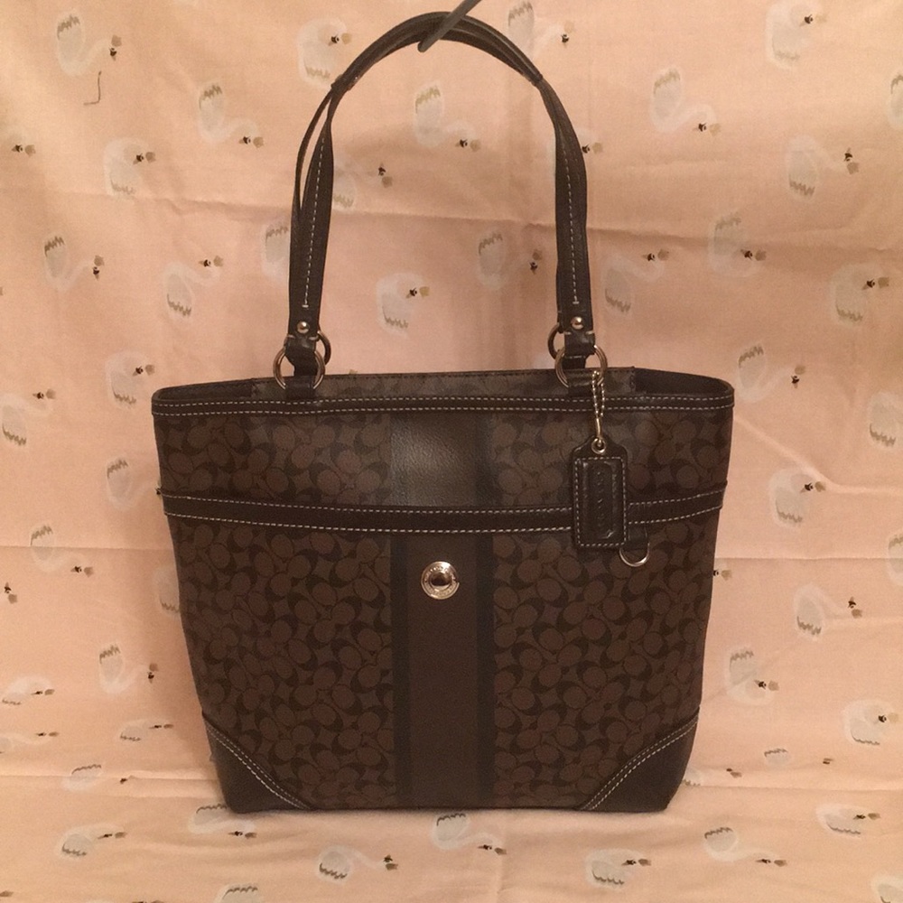 Coach Signature Chelsea Heritage Stripe Purse